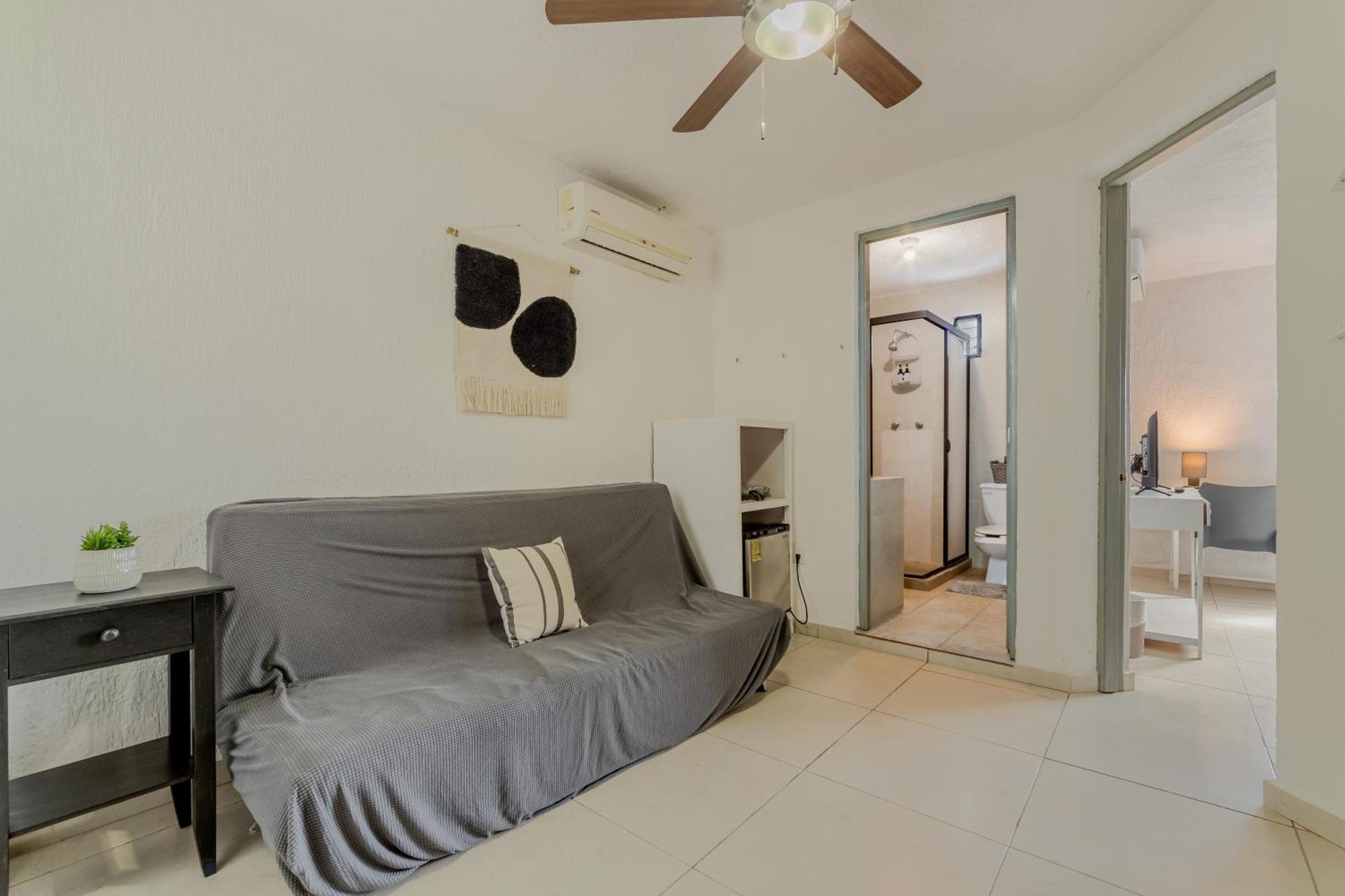 Chic Lagoon Front Villa By Casa Paraiso Cancún Extérieur photo